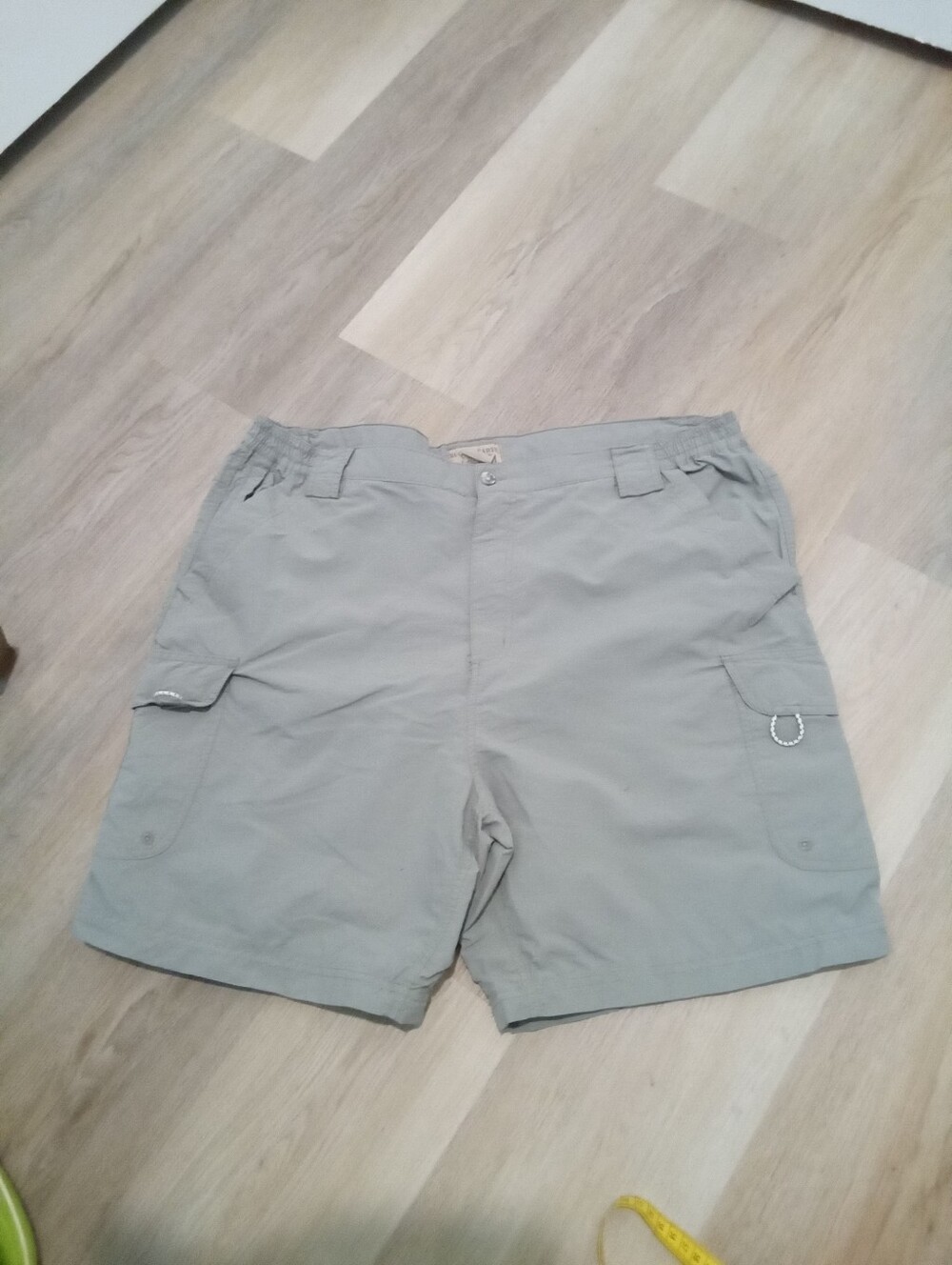 Rugged Earth Outfitters Men's Size XL (40-42) Olive Green Hiking Cargo Shorts